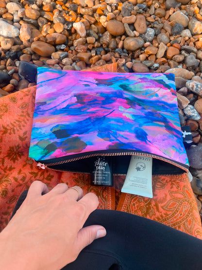 Freedom feathers waterproof travel cosmetic bag