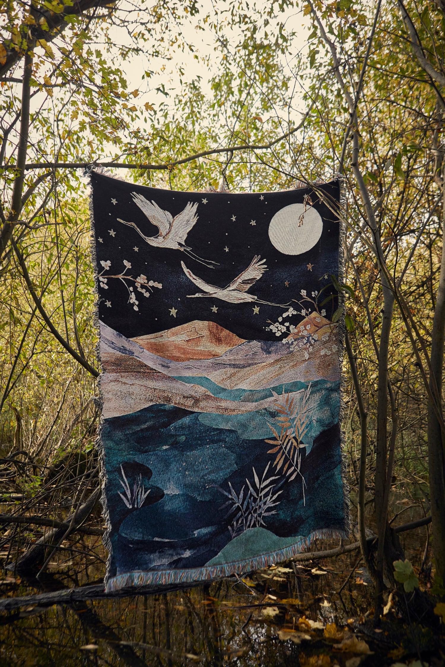 Cranes in flight woven throw/blanket